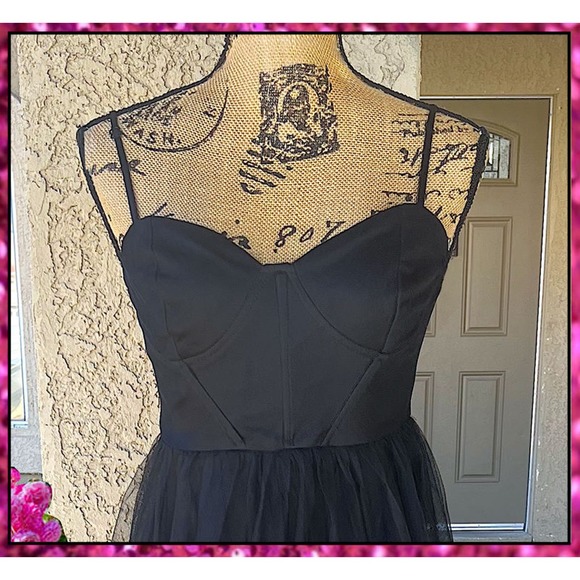 Lulus Rule the Runway Black Tulle Bustier Tiered Maxi Dress Size L - Picture 3 of 9